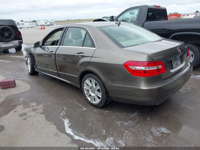 2013 Mercedes-BENZ E 350 4MATIC 照片 3