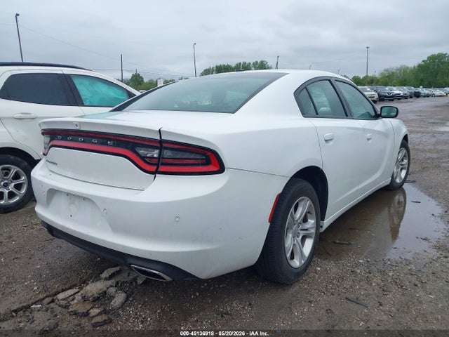صورة 4 لـ 2021 Dodge CHARGER SXT RWD