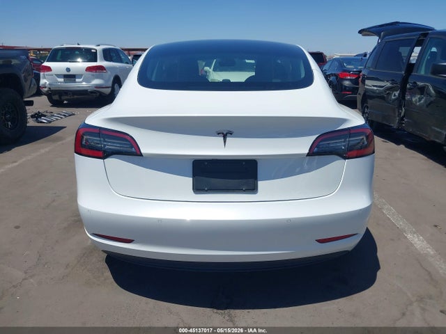 2021 Tesla MODEL 3 STANDARD RANGE PLUS REAR-WHEEL DRIVE 缩略图 16