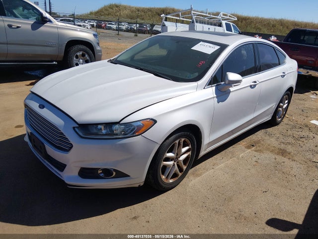 FORD FUSION SE - 2