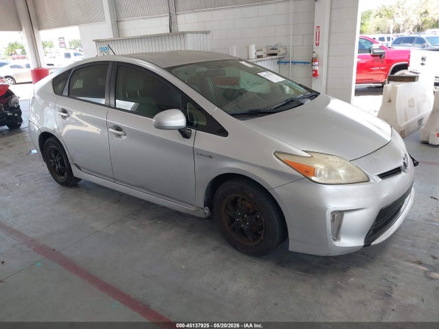 2013 TOYOTA PRIUS THREE
