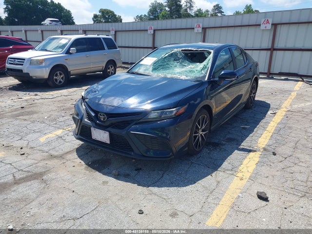 2021 Toyota CAMRY SE photo 2