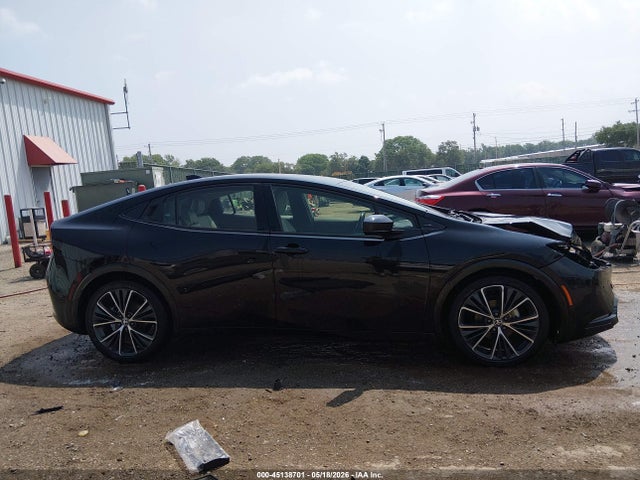 2023 Toyota PRIUS XLE thumbnail 14