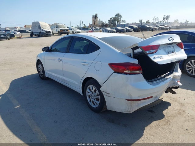 2018 Hyundai ELANTRA SE photo 3