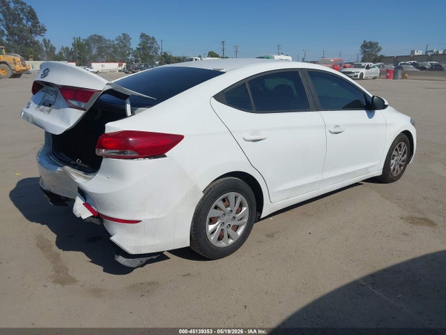 2018 Hyundai ELANTRA SE photo 4