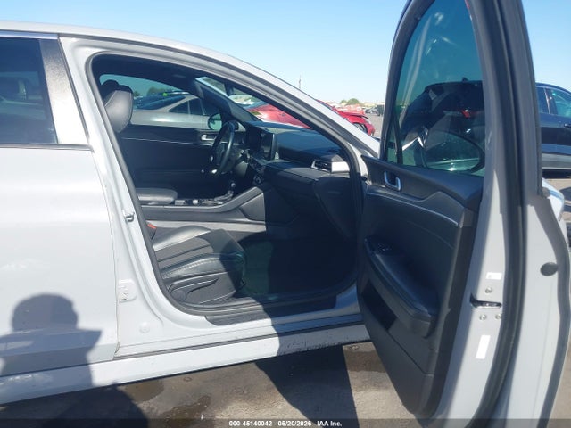 صورة 5 لـ 2022 KIA K5 GT-LINE