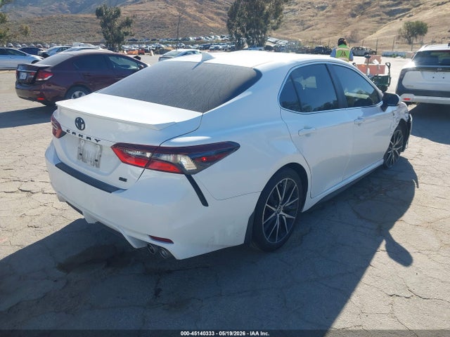 2024 Toyota CAMRY SE photo 4