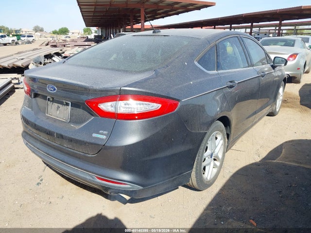 FORD FUSION SE - 4