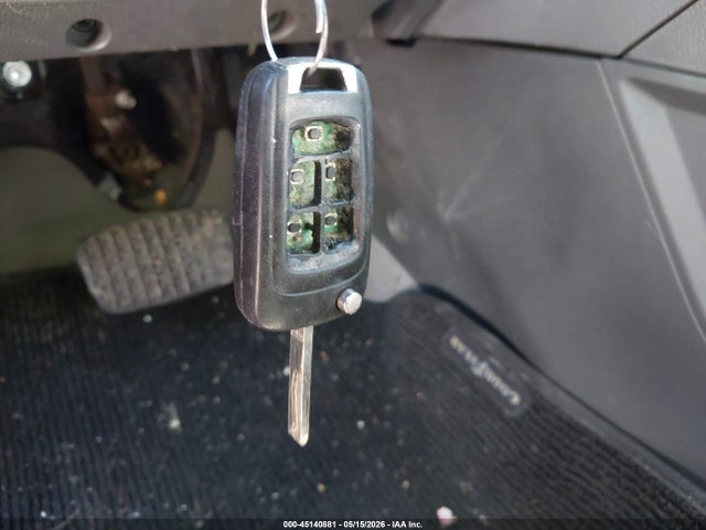 2013 Chevrolet SONIC LT AUTO — миниатюра 11