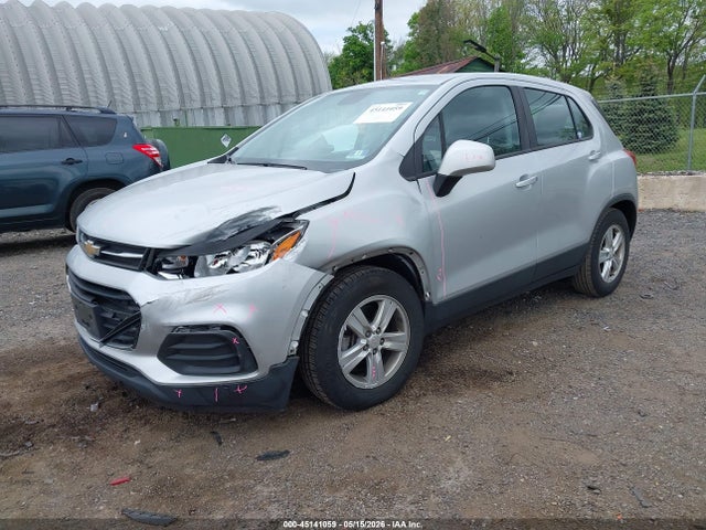 2019 CHEVROLET TRAX LS 2