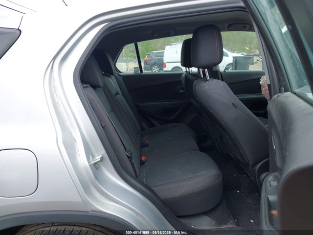 2019 CHEVROLET TRAX LS 8
