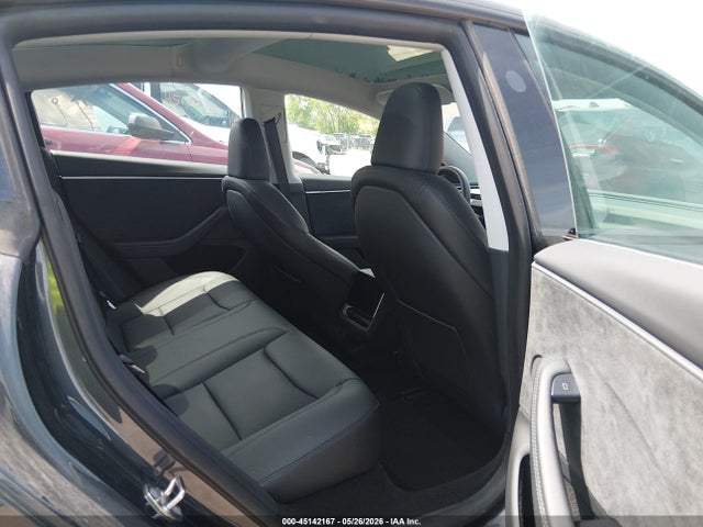 صورة 8 لـ 2024 Tesla MODEL 3 LONG RANGE DUAL MOTOR ALL-WHEEL DRIVE