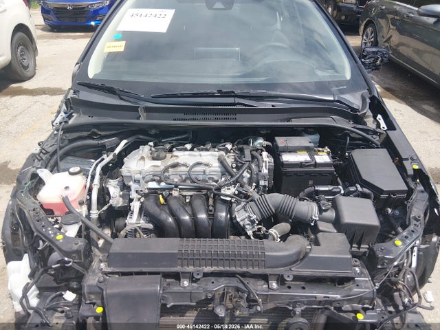 صورة 10 لـ 2021 Toyota COROLLA LE