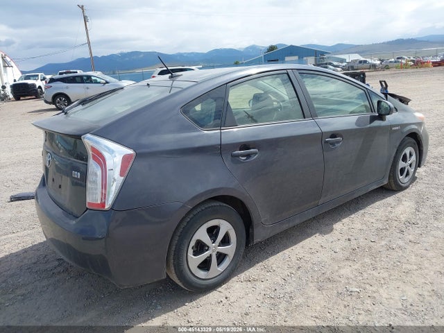 2012 Toyota PRIUS THREE — фото 4