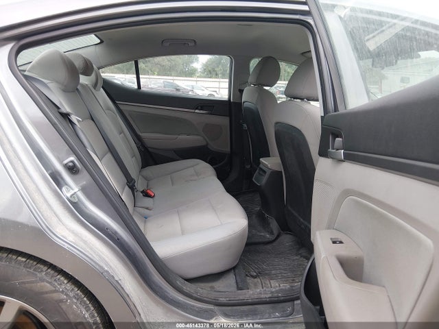 2018 Hyundai ELANTRA SEL photo 8