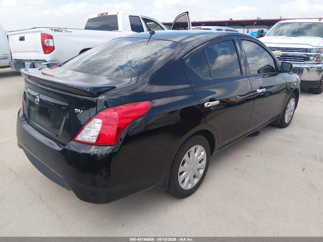 2018 Nissan VERSA 1.6 SV 照片 4