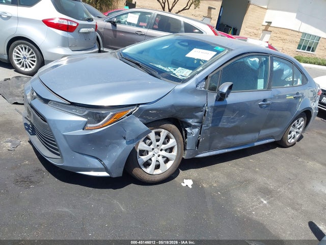 2024 Toyota COROLLA LE photo 6