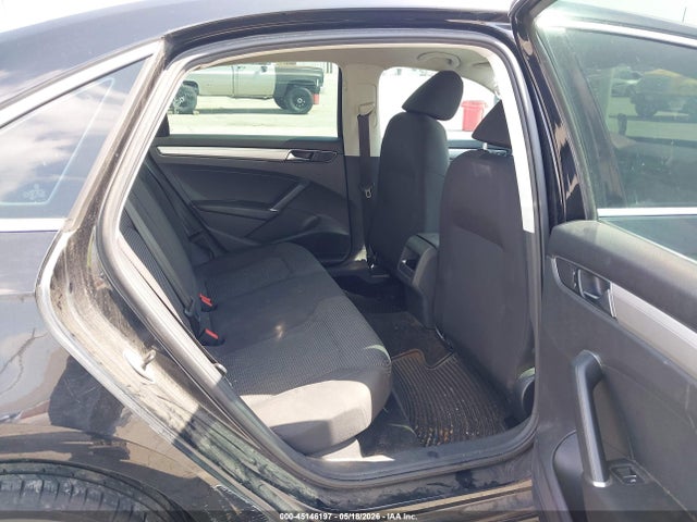 صورة 8 لـ 2016 Volkswagen PASSAT 1.8T S