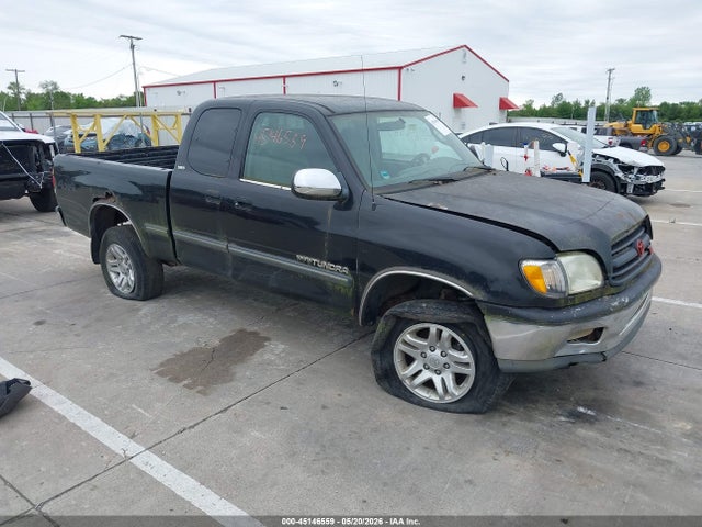 2000 TOYOTA TUNDRA SR5 V8