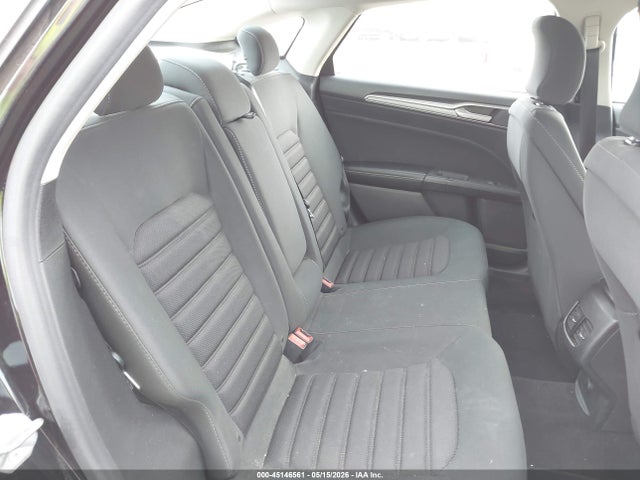 FORD FUSION SE - 8