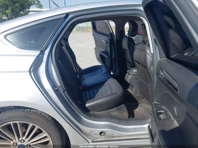 FORD FUSION SE - 8