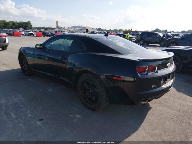 صورة 3 لـ 2013 Chevrolet CAMARO 2LS