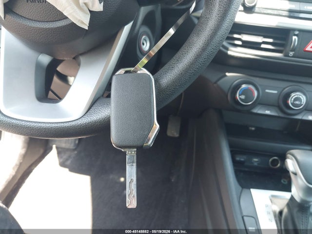 صورة مصغرة 11 لـ 2023 KIA FORTE LXS