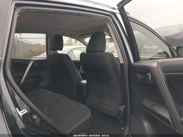 2017 TOYOTA RAV4 XLE 8
