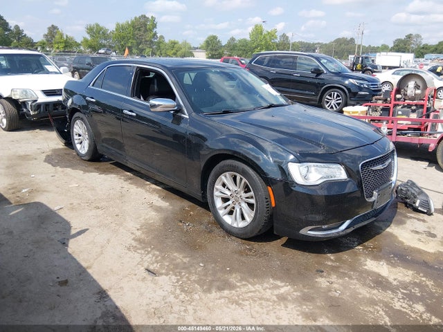 2017 Chrysler 300C — фото 1