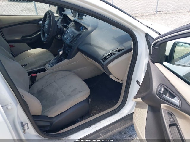 FORD FOCUS SE - 5