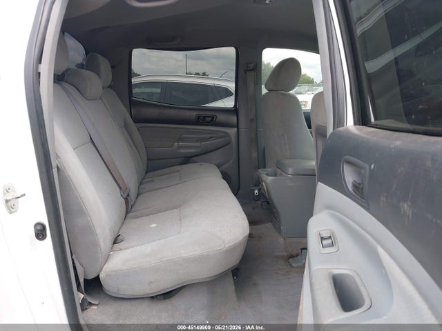 صورة 8 لـ 2005 Toyota TACOMA BASE V6