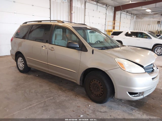 2004 TOYOTA SIENNA LE