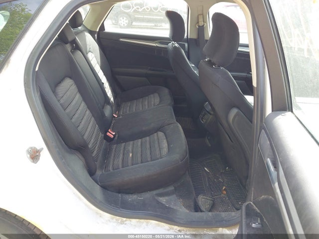 FORD FUSION SE - 8
