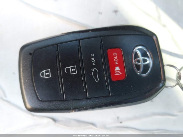صورة مصغرة 11 لـ 2024 Toyota COROLLA HYBRID SE