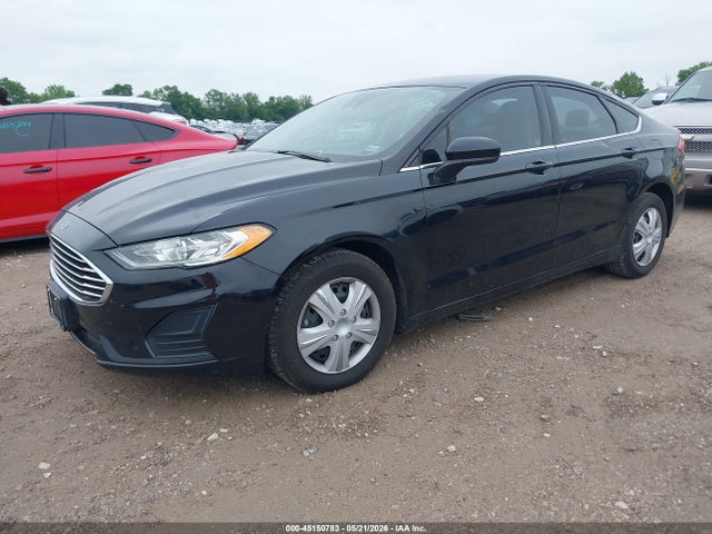 2019 FORD FUSION S — фото 2