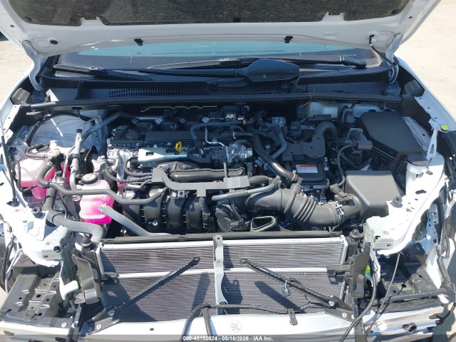 2025 Toyota PRIUS XLE photo 10