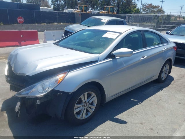 2013 Hyundai SONATA GLS — фото 2