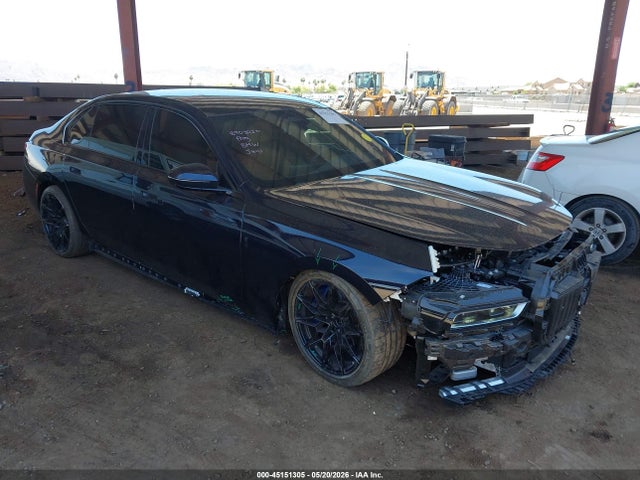 2025 BMW 740I 照片 1