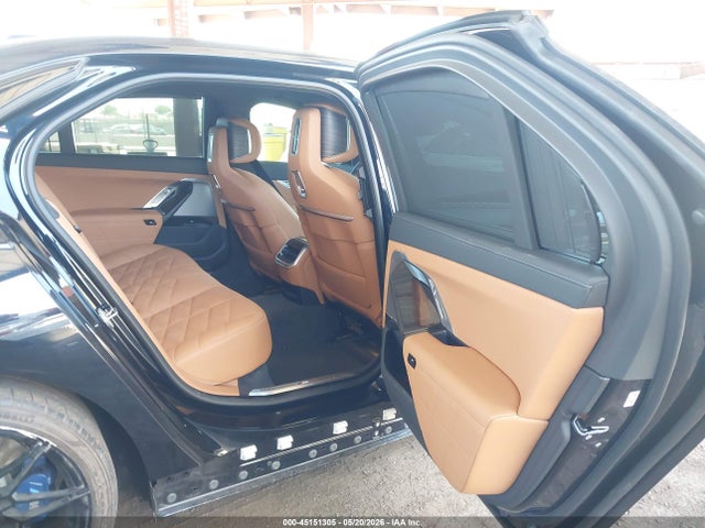 2025 BMW 740I 照片 8