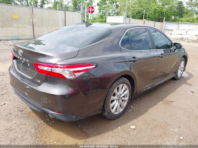 2019 TOYOTA CAMRY LE 4