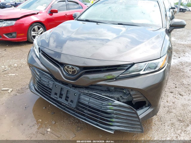 2019 TOYOTA CAMRY LE 6