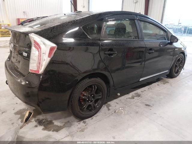 2013 Toyota PRIUS FOUR — фото 4