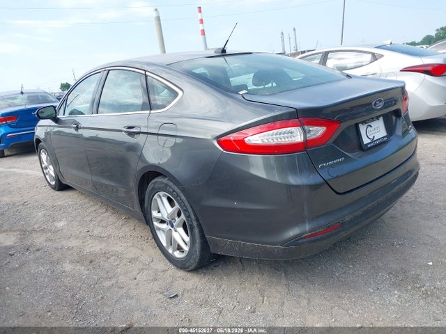 FORD FUSION SE - 3