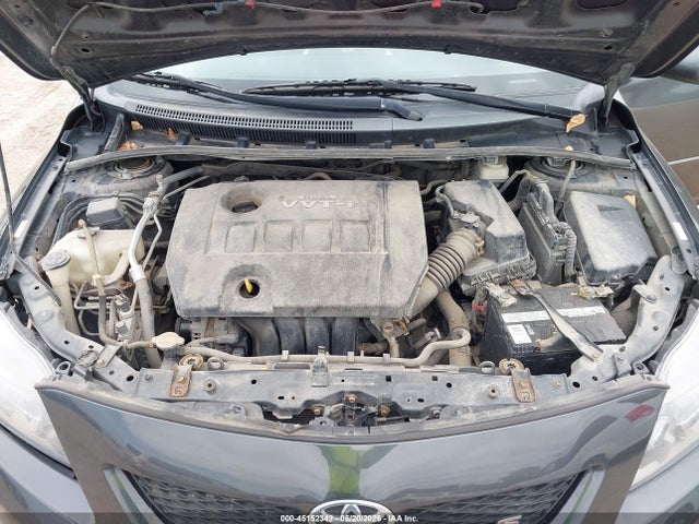 TOYOTA COROLLA S - 10