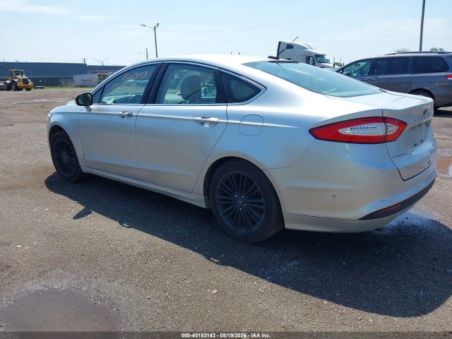 FORD FUSION SE - 3