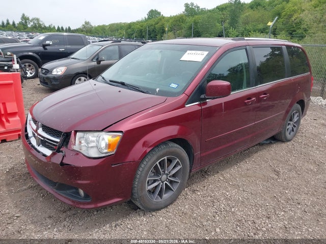 2017 DODGE GRAND CARAVAN SXT 2