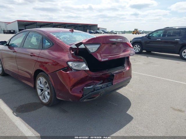 صورة 6 لـ 2015 Chrysler 200 S