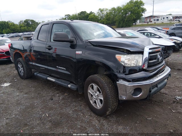 2013 TOYOTA TUNDRA GRADE 5.7L V8