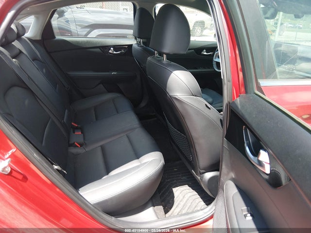 صورة 8 لـ 2019 KIA FORTE EX