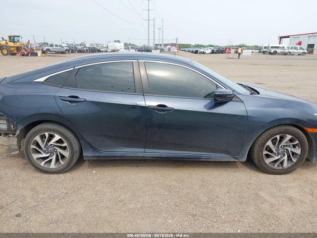 صورة مصغرة 14 لـ 2016 Honda CIVIC EX